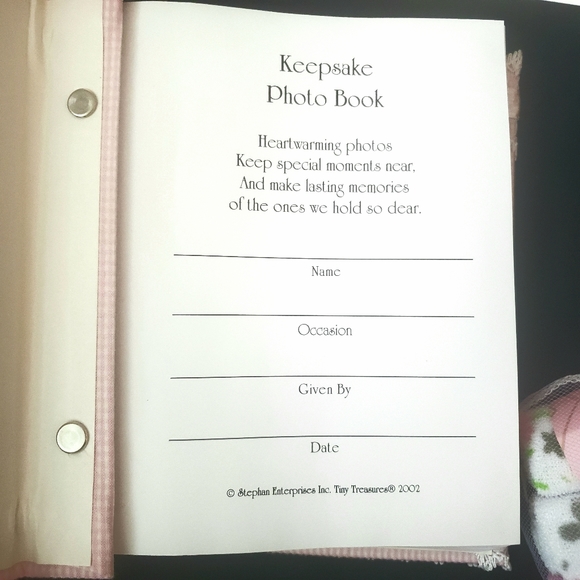 Keepsake Photo Album,  baby hats, wash cloths, and burp cloth bundle - Picture 5 of 9